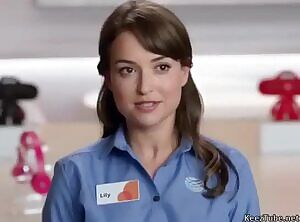 Milana Vayntrub