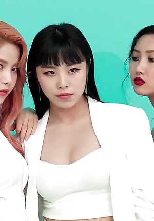 Mamamoo Wheein