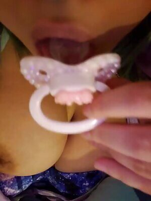 Forgot to put LITTLE WARNING. This one is one too haha. I'm always curious about how often people jerk off to me. Is that weird? Idk, I get off on the thought. You, out there. Dont be afraid to just be like 