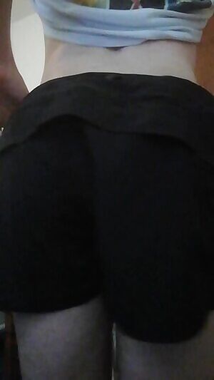 Do I have a thick butt? 😅