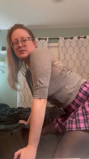 Fansly Sluts Amateur Ass Babe Cute