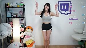 K-Pop Jiggles
