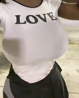 <3 Boobs