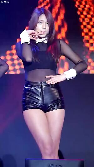 AOA Seolhyun