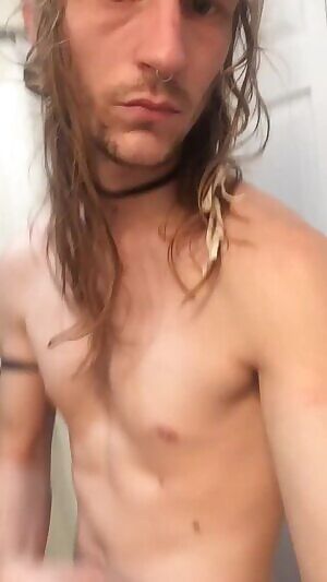 Hey everyone, 28 bisexual just popping by to get naked for whoever wants to see hope you all have a great day and as always my inbox is open to all