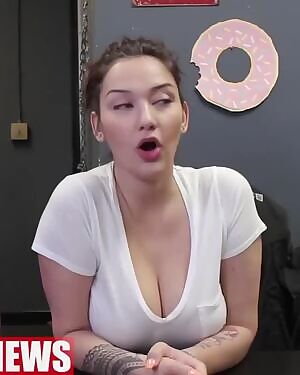 Geo’s massive cleavage