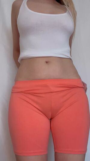 Nothing Underneath Braless Camel Toe Fat Pussy
