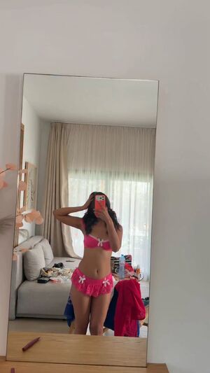 Indian Celebrity NSFW Ass Desi OnlyFans