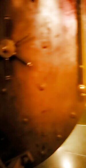 Sending nudes from the restaurant