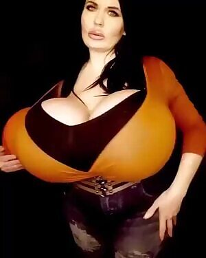 FMV making a basketball look small 🤯