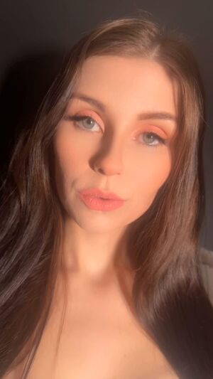 Fansly Uk Amateur Brunette Cute OnlyFans