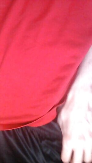 Rock hard jerking it to all the femboy asses i see here, loving what i see