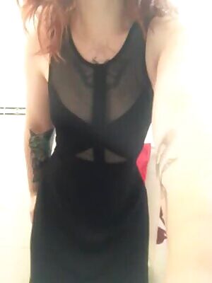 Delicious pink cotton thong that captures all of my strong scents. If you like zone 3 you will love these! Just $30. NOW OFFERING CUSTOM PHOTOS FOR $1/pic WITH PANTIES, limited time offer babes 💝😘