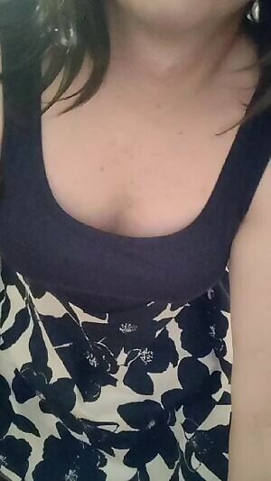 A gif from the video 😘