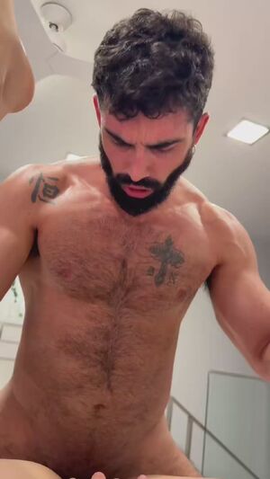 Gay Muscle Amateur Anal Beard Hairy Chest