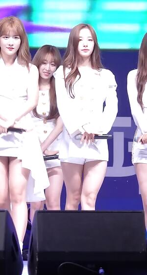 WJSN Beautiful legs