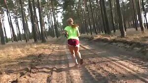 Cock-loving Chick having amateur sex in the open air