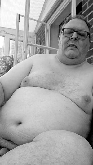 Daring Naked Guys Amateur Belly Button