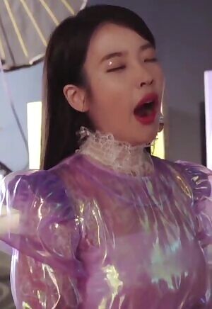 IU
