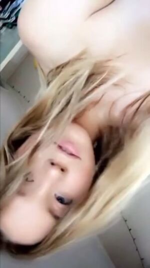 Celebs Babe Blonde Booty Celebrity