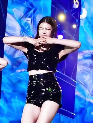 ITZY - Lia