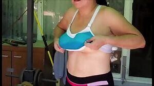 Taking my bra off and letting my big tits out ;)