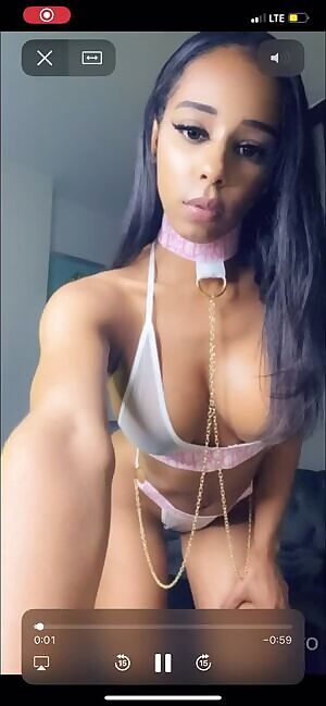Larissa Castro •