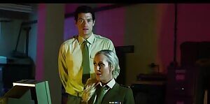 Feeling The Commander Up