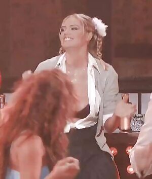 Schoolgirl Kate Upton & her bouncy titties