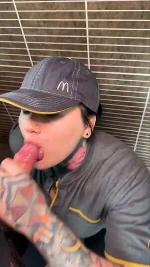 Clothed Blowjob Amateur Homemade