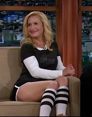 Angela Kinsey - Her delicious legs drive me crazy