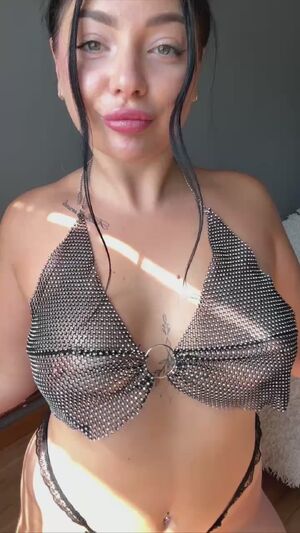 OnlyFans365 Amateur Boobs Cute MILF