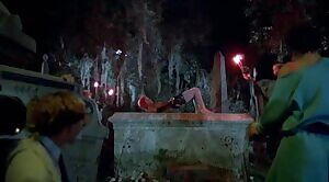 Linnea Quigley in Return of the Living Dead