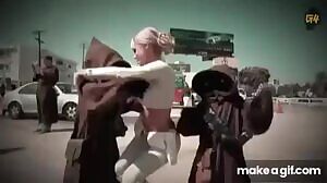 Sara Underwood sexy grinding on Ewoks