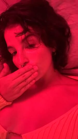 Just Clits 19honeysuckle 24/7 Big Tits