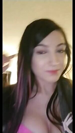 see more of me every single day on my snapchat 😈