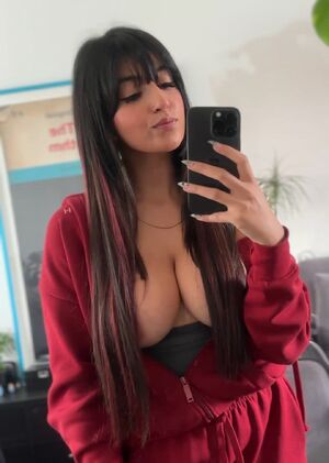 British Babes Aaliyah Yasin Big Tits