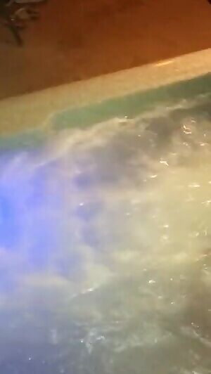 Jacuzzi head