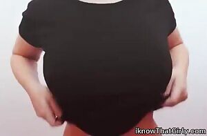 Black Top Drop and Squeeze