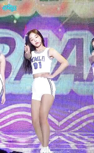 Momoland - Yeonwoo