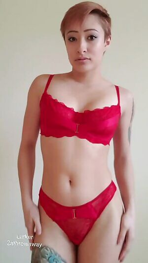 First red matching set. Pretty excited 💋