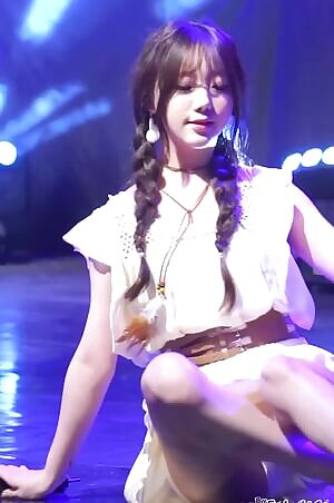 Lovelyz - Kei in White