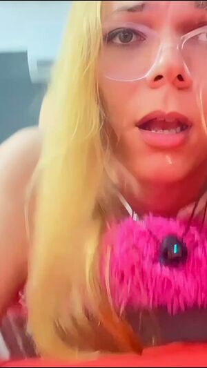 TS Pictures Amateur Babe Homemade Hotwife