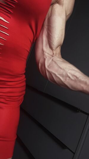 Muscle Girls Muscles Muscular Girl