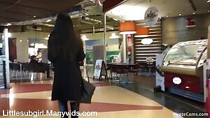 Flashing at a supermarket