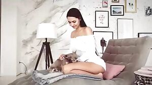 No wonder the dog is licking her like there's no tomorrow