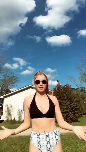 Watching her shake her tits