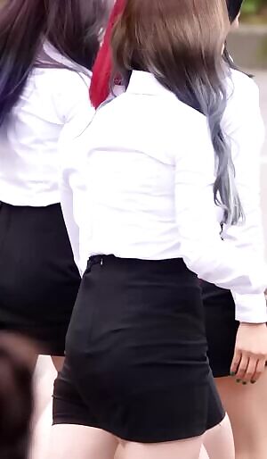 fromis_9 - Jisun Walking