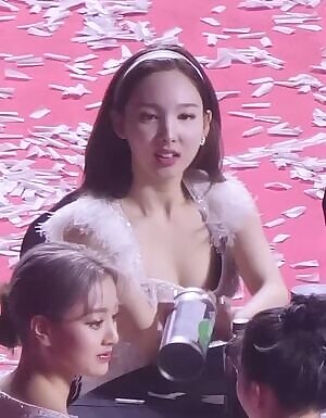 TWICE - Nayeon