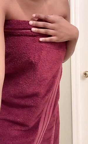 A lil towel reveal, happy Friday! ❤️